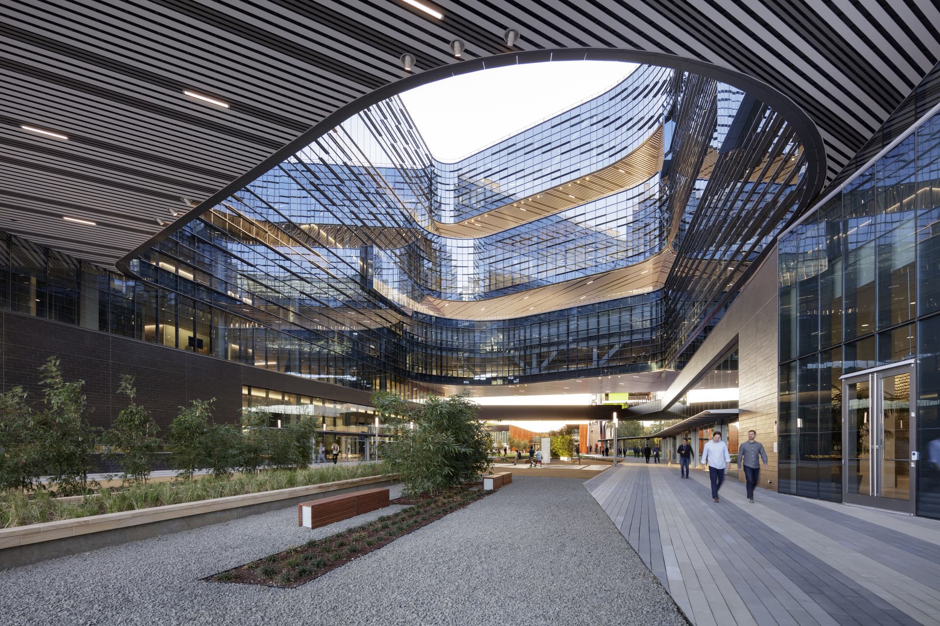 Samsung Headquarters, San Jose, California
Architects - NBBJ
NBBJ, Samsung, San Jose, corporate, office building, headquarters, California, technology, courtyard, campus