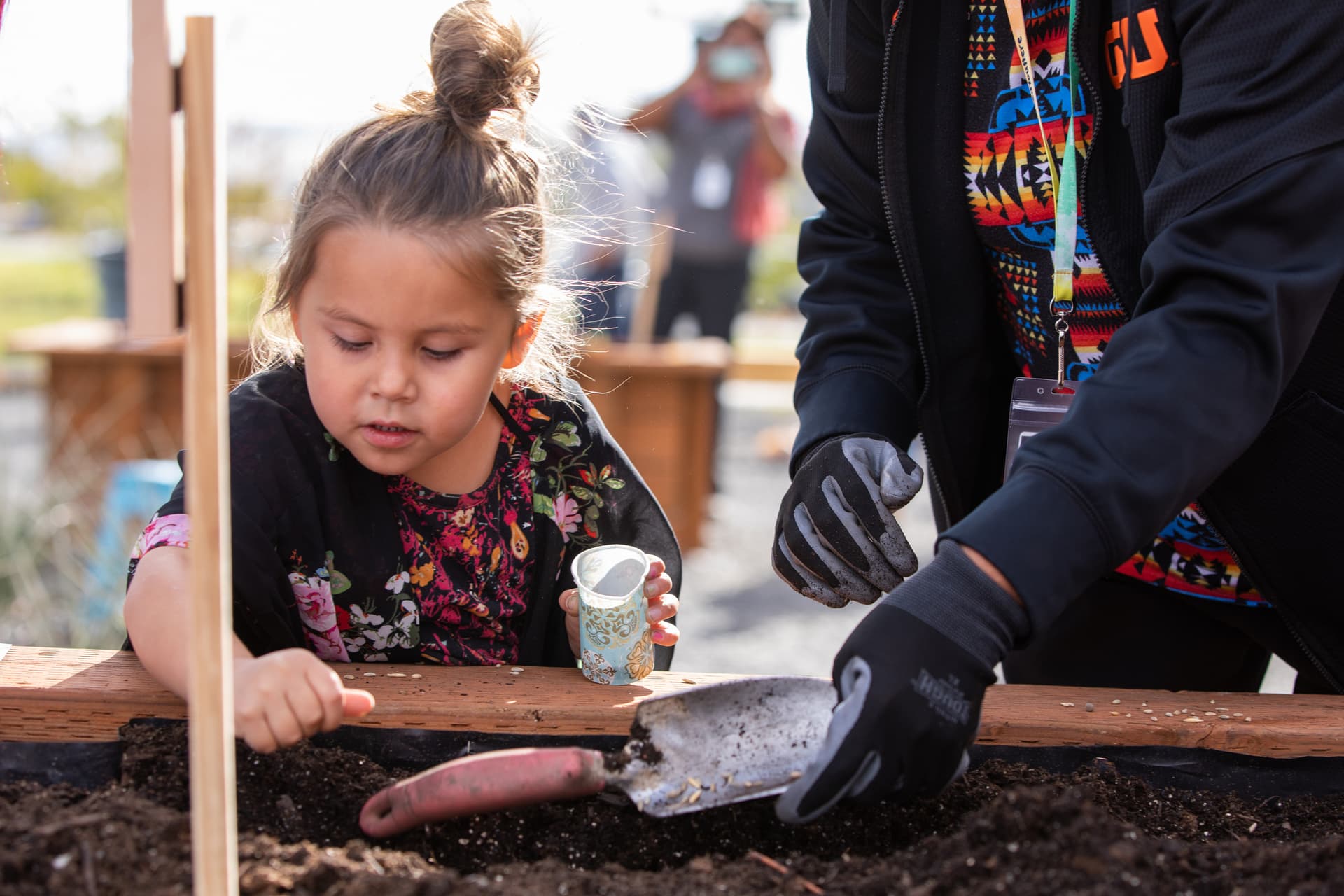 Kaeleen, NBBJ, OR, Pendleton, Yellowhawk, clinic, healthcare, nutrition, planting, planting ceremony, plants